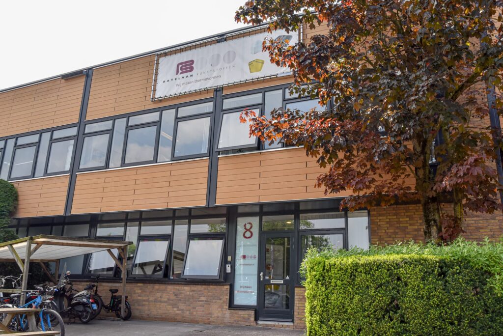 Batelaan service + locatie Warmond