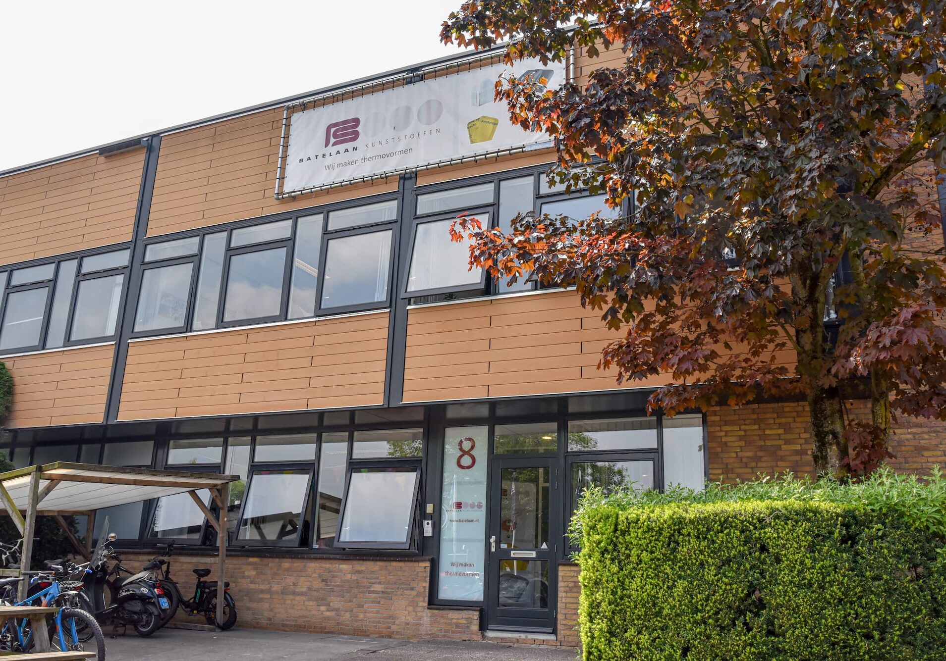 Batelaan service + locatie Warmond